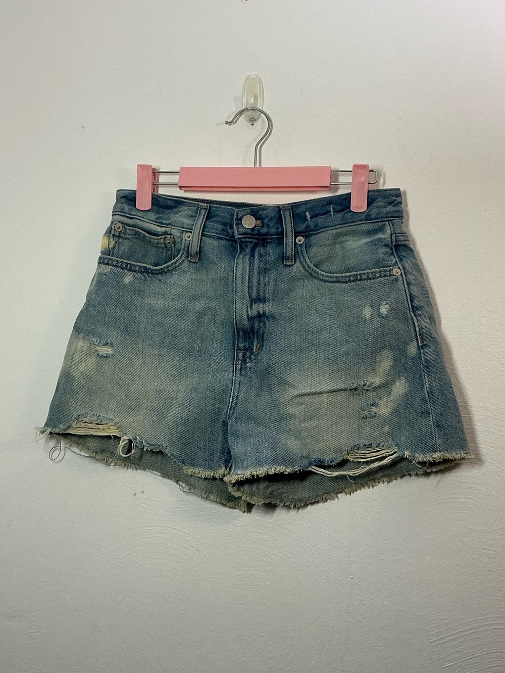 Madewell Light Blue Distressed Denim The Mom Shorts Size 26